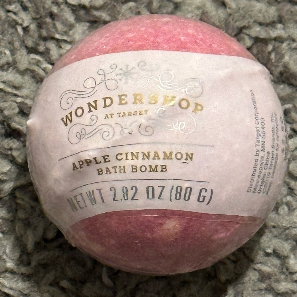 Apple Cinnamon Bath Bomb